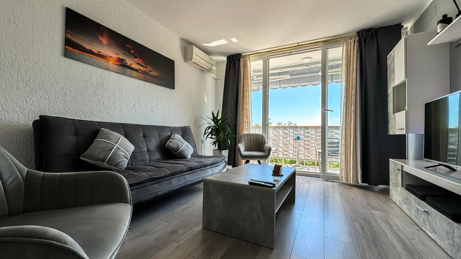 Apartment Luna Rijeka