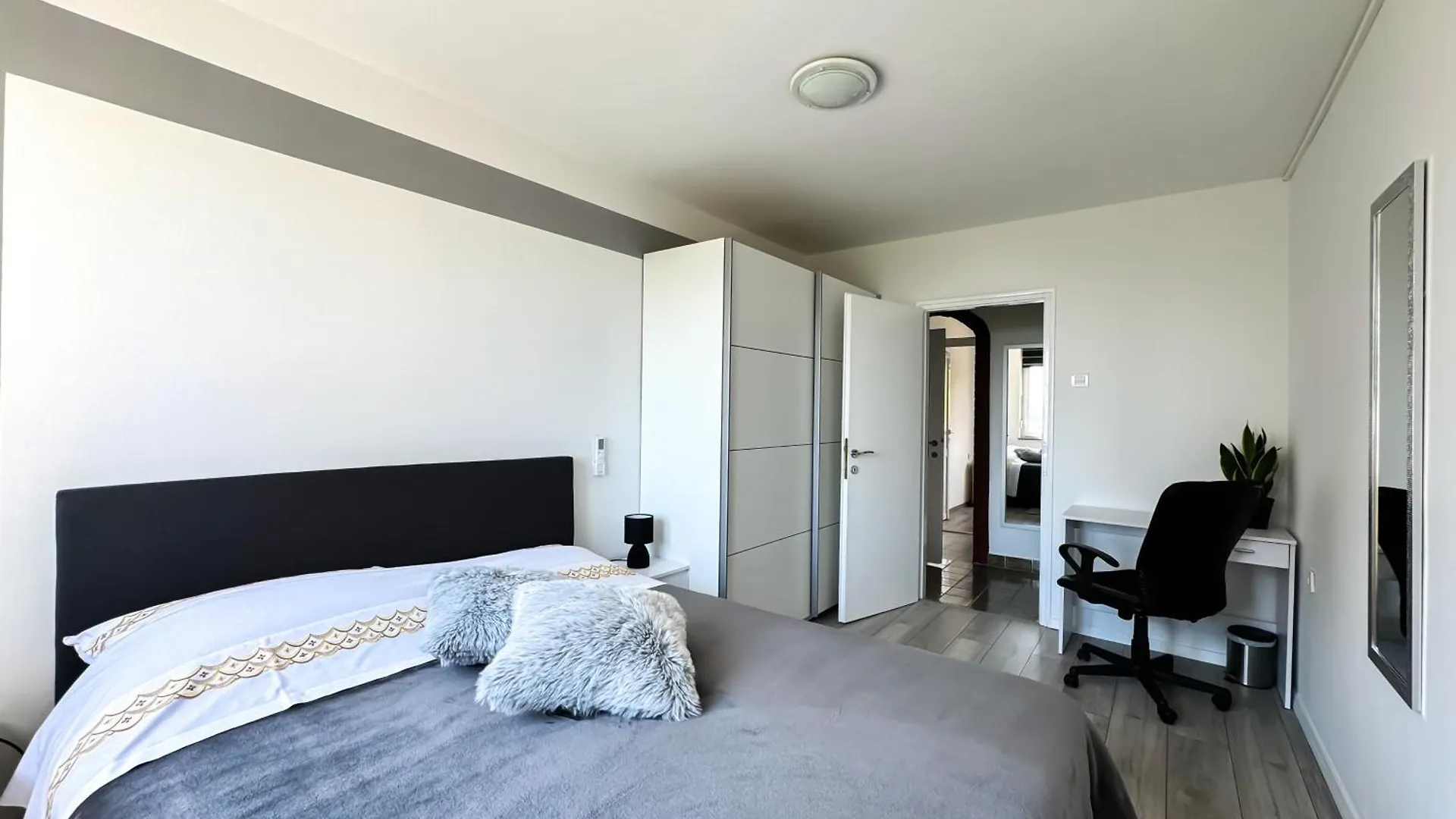 Apartment Luna Rijeka 0*,  Croatia